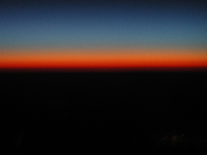 sunset_plane.jpg (8553 bytes)
